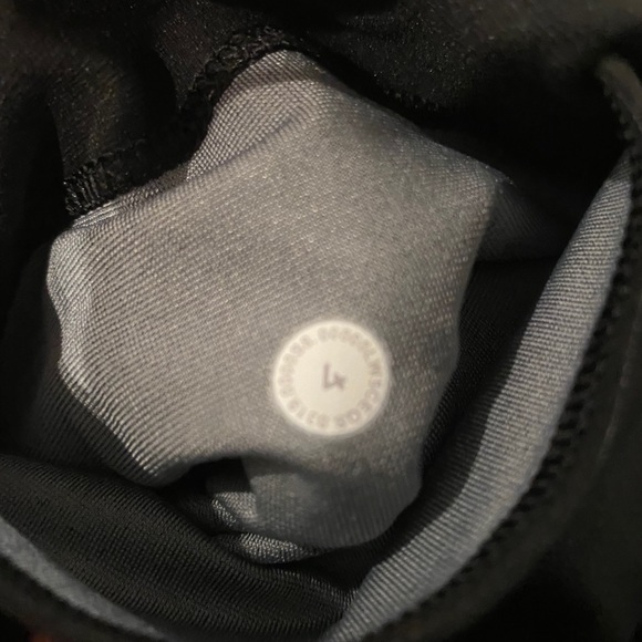 Lululemon leggings - Picture 5 of 5